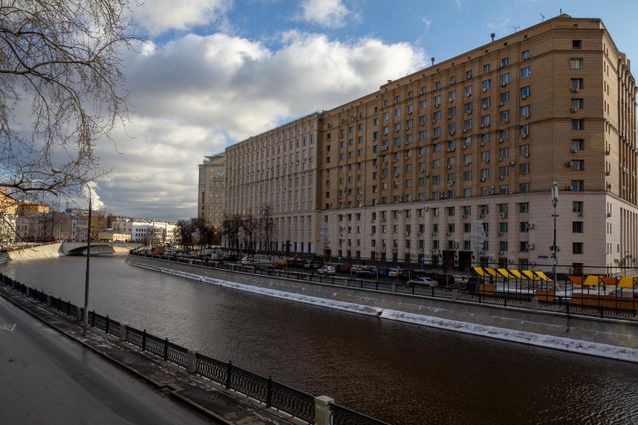 Gesten Hotel Moskva Eksteriør billede